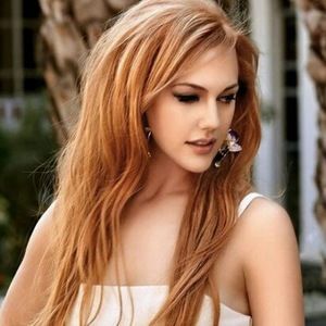 Meet your Posher, Leona